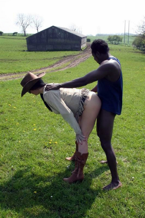 Photo Country Girl Doggystyle Sex with Black Man